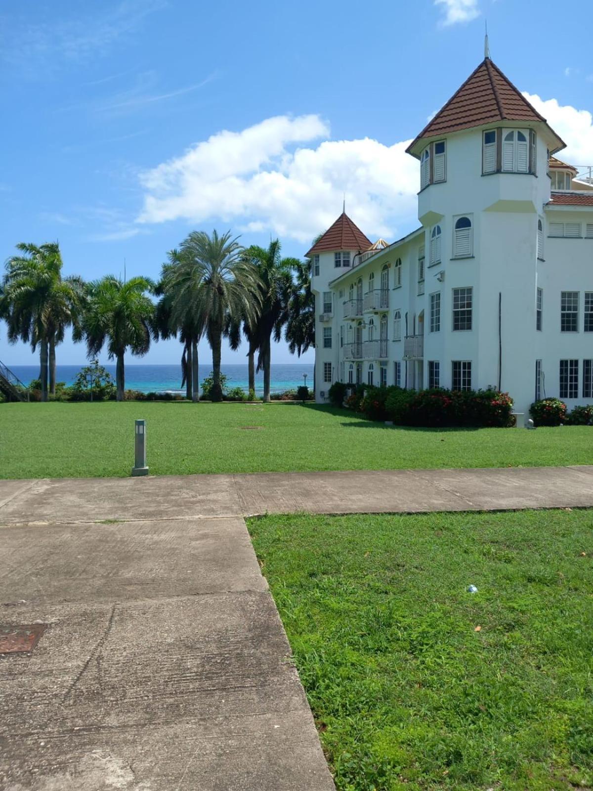 Seacastle Deluxe Studio Montego Bay Luaran gambar