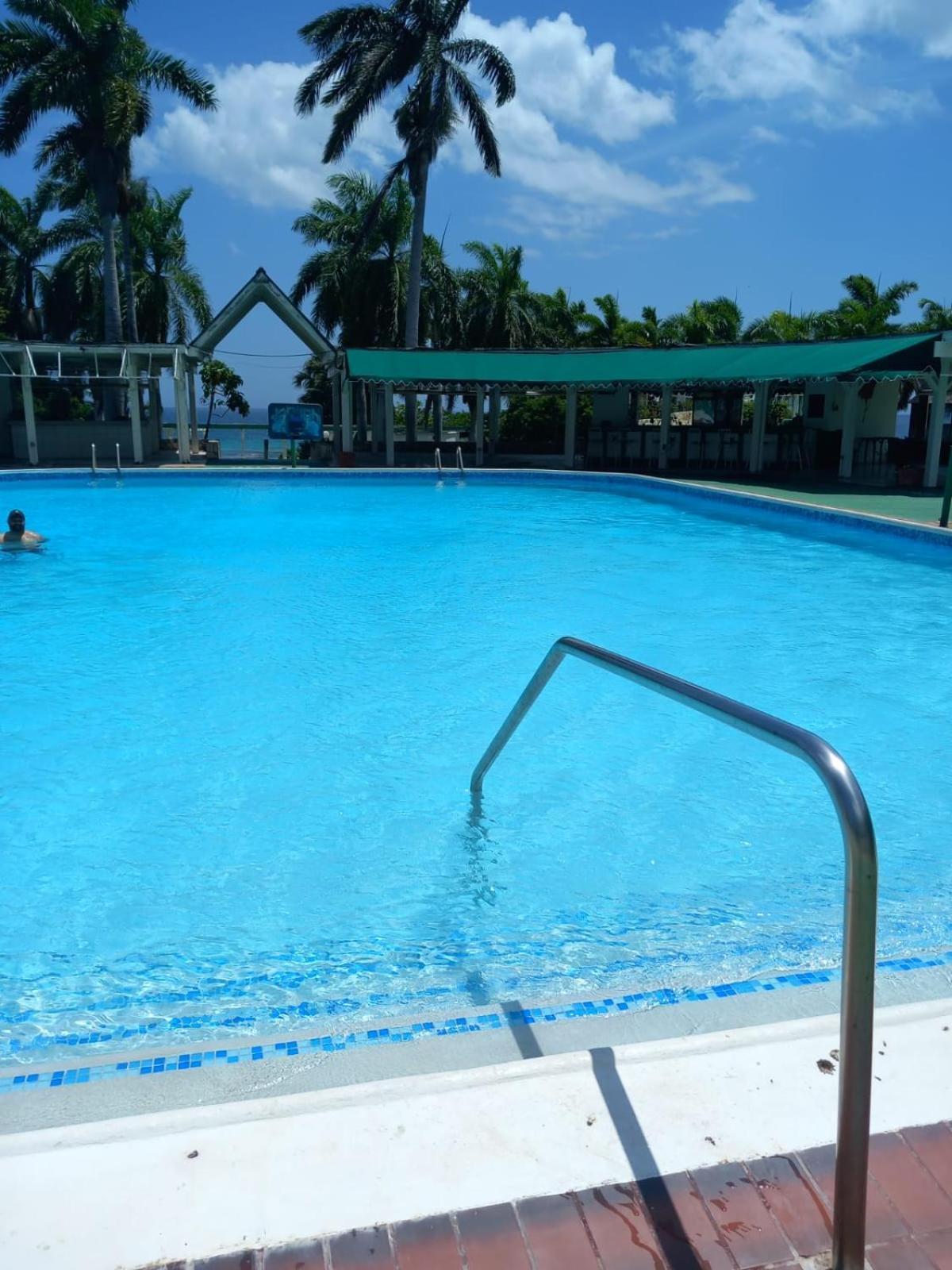 Seacastle Deluxe Studio Montego Bay Luaran gambar